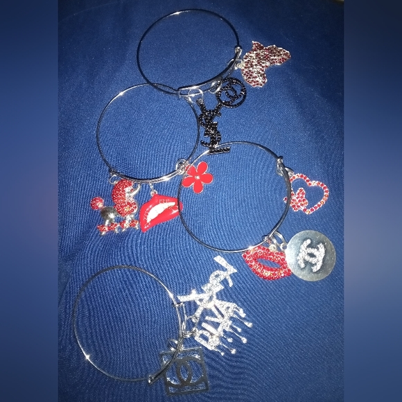 Charmed bangles - Picture 2 of 2